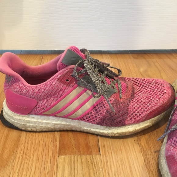 Adidas Ultraboost - Picture 2 of 4